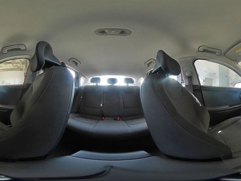 Used 2025 Kia K4 FWD image 41