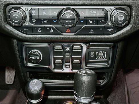 New 2026 Jeep Wrangler Unlimited Sport AWD/4WD image 9