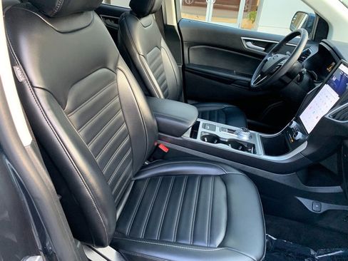 Used 2024 Ford Edge SEL w/ Convenience Package AWD/4WD image 9