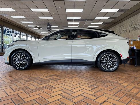 Used 2025 Ford Mustang Mach-E Premium RWD image 5