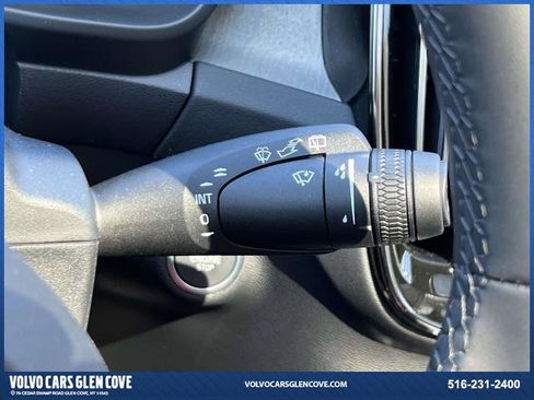 New 2026 Volvo XC40 B5 Core w/ Climate Package image 23