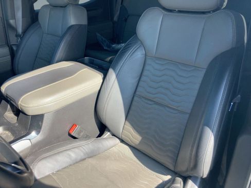 Used 2023 Chevrolet Silverado 1500 ZR2 image 21