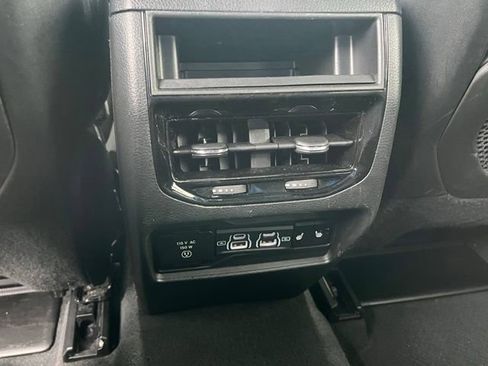 Used 2024 Jeep Grand Cherokee Limited AWD/4WD image 24