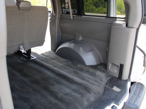 Used 2014 GMC Savana 1500 LT w/ LT Preferred Equipment Group RWD image 28