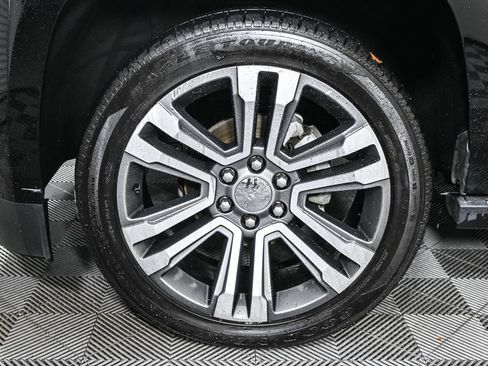 Used 2018 GMC Yukon Denali w/ Denali Ultimate Package image 41