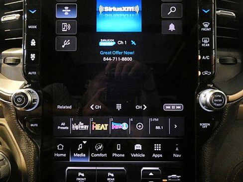 New 2025 RAM 1500 Limited image 13