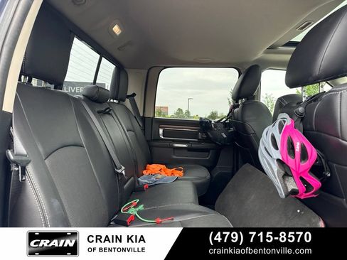 Used 2016 RAM 1500 Laramie w/ Convenience Group AWD/4WD image 10
