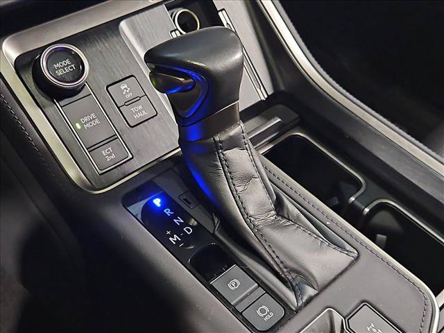 Used 2024 Lexus GX 550 w/ Cold Area Package AWD/4WD image 11
