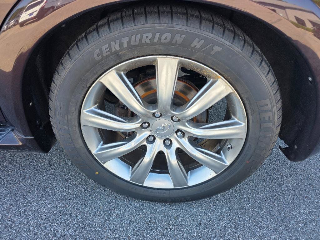 Used 2012 INFINITI QX56 4WD w/ Deluxe Touring Pkg image 24