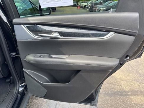 Certified 2023 Cadillac XT5 Premium Luxury FWD image 22
