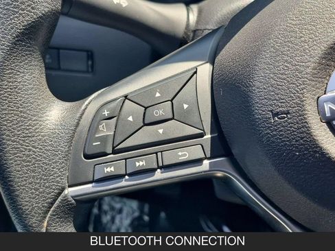 Used 2024 Nissan Sentra SV FWD image 17