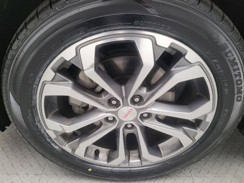 Used 2019 GMC Terrain SLT w/ Preferred Package AWD/4WD image 31