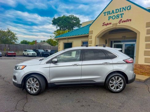 Used 2019 Ford Edge Titanium AWD/4WD image 29
