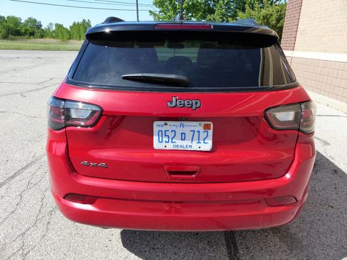 Used 2023 Jeep Compass High Altitude AWD/4WD image 8