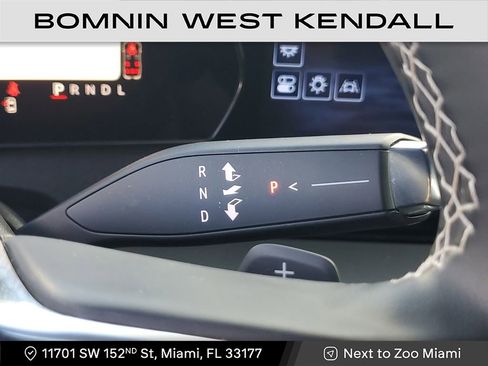 Used 2025 Chevrolet Traverse LT image 27