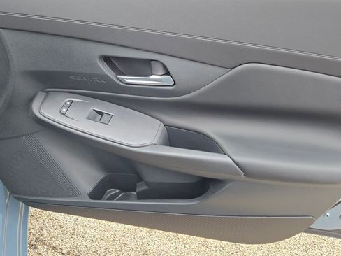 New 2026 Nissan Sentra SV w/ SV Convenience Package FWD image 5