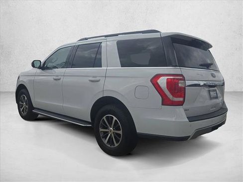 Used 2021 Ford Expedition XLT image 8