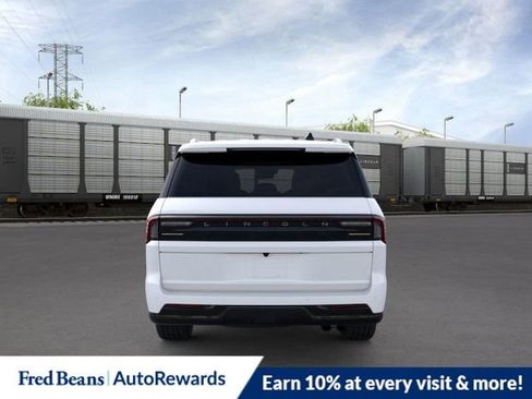 New 2026 Lincoln Navigator L Reserve AWD/4WD image 5