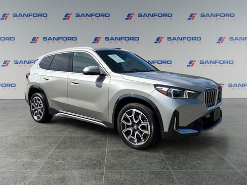 Used 2023 BMW X1 xDrive28i w/ Convenience Package AWD/4WD image 7