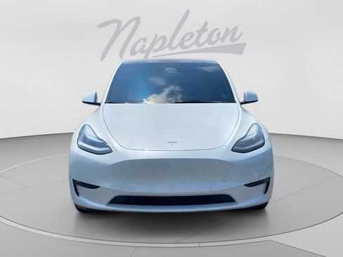 Used 2021 Tesla Model Y Long Range AWD/4WD image 9