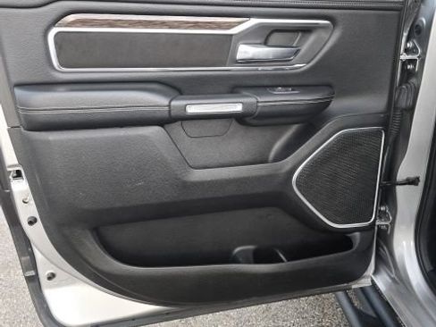 Used 2019 RAM 1500 Laramie w/ Off Road Group AWD/4WD image 22