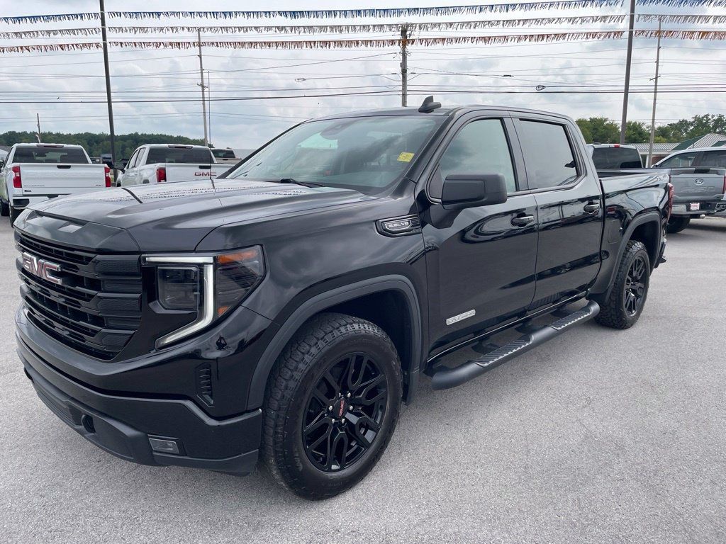 Used 2024 GMC Sierra 1500 Elevation w/ Preferred Package AWD/4WD image 3