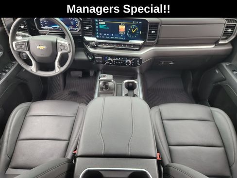 Used 2024 Chevrolet Silverado 1500 LTZ AWD/4WD image 24