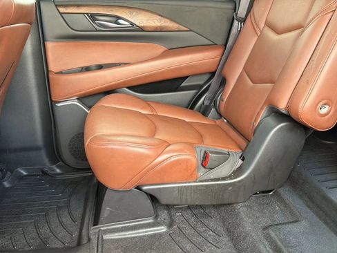 Used 2016 Cadillac Escalade Premium AWD/4WD image 45