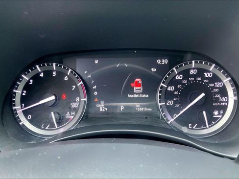Used 2021 Toyota Highlander XLE FWD image 25