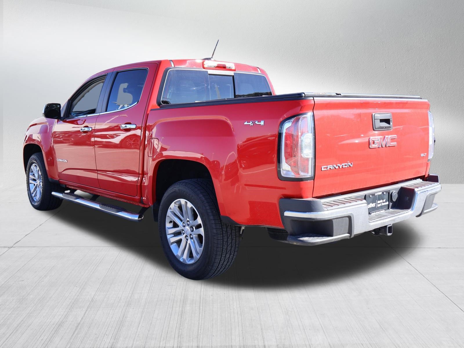 Used 2016 GMC Canyon SLT w/ Driver Alert Package AWD/4WD image 5