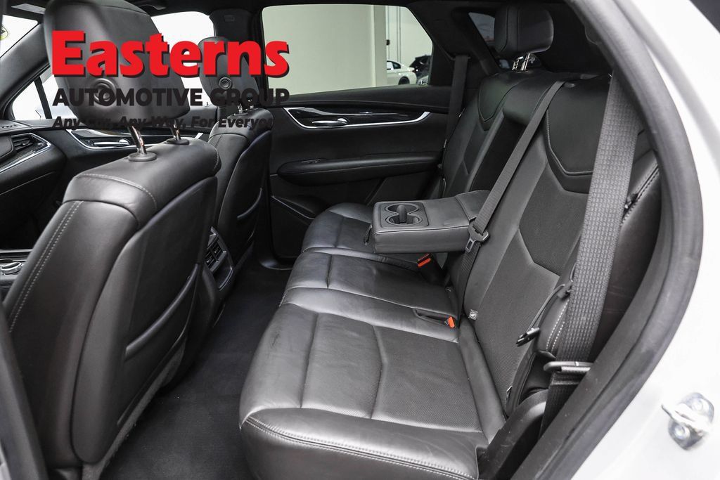 Used 2020 Cadillac XT5 Premium Luxury FWD image 23