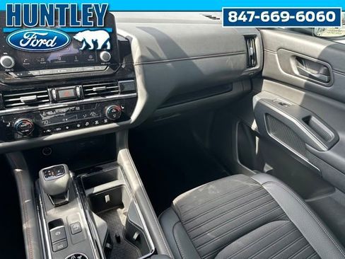 Used 2025 Nissan Pathfinder Rock Creek AWD/4WD image 16