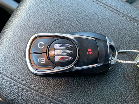 Used 2025 Buick Encore GX Preferred image 22