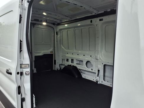 New 2025 Ford Transit 250 148 Medium Roof image 6