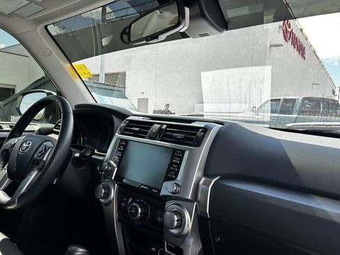 Used 2022 Toyota 4Runner SR5 Premium w/ Moonroof Package AWD/4WD image 14