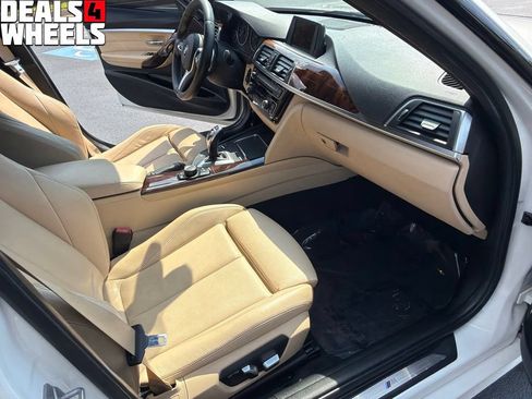 Used 2017 BMW 330i xDrive Sedan AWD/4WD image 40