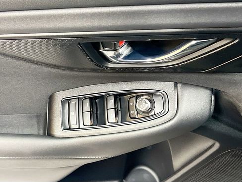 Used 2025 Subaru Outback Premium image 17