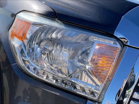 Used 2017 Toyota Tundra Limited image 27