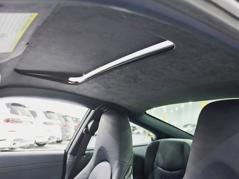 Used 2012 Porsche 911 Carrera 4S image 27