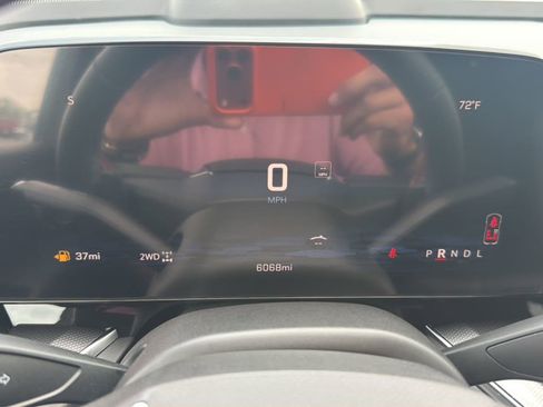 Used 2026 Chevrolet Tahoe RST w/ RST Capability Package image 25