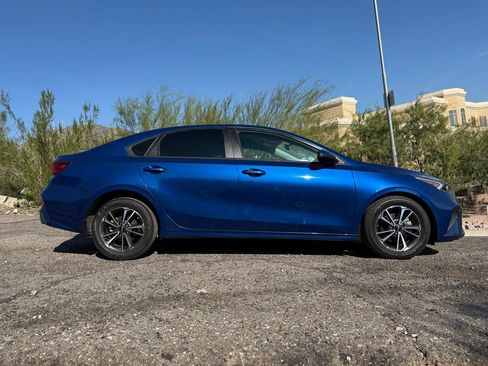 Used 2024 Kia Forte LXS w/ LXS Technology Package image 5