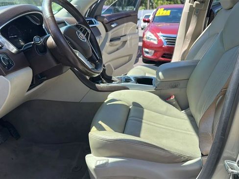 Used 2016 Cadillac SRX Luxury w/ Driver Awareness Package FWD image 19