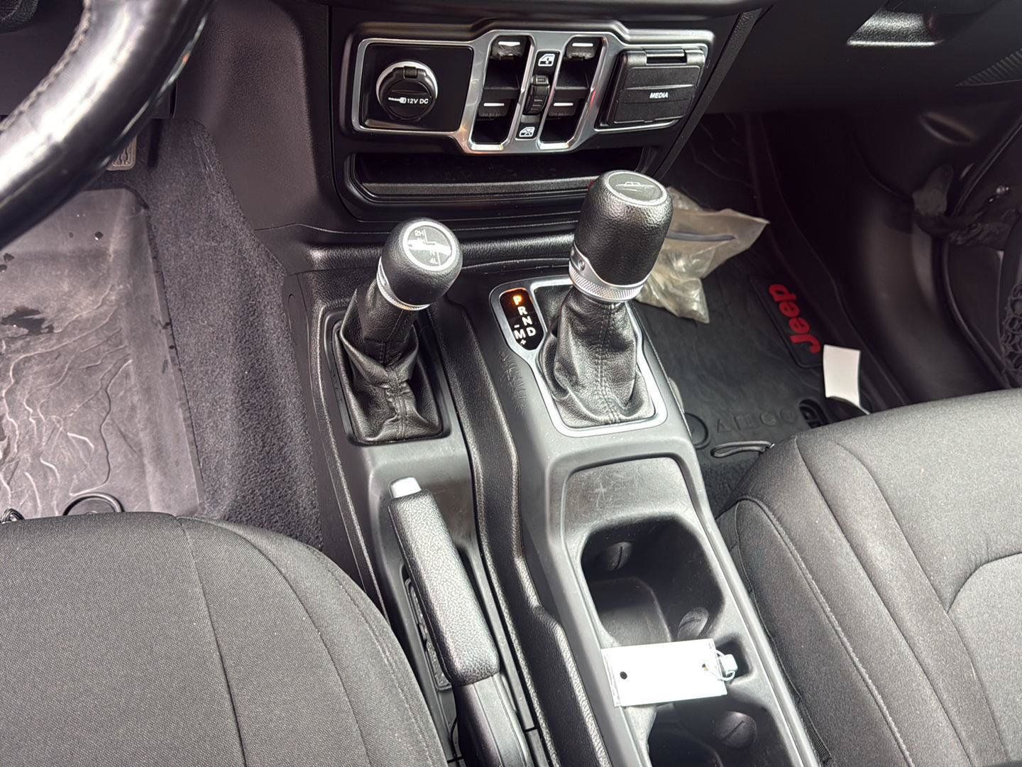 Used 2020 Jeep Gladiator Sport w/ Quick Order Package 24S AWD/4WD image 14