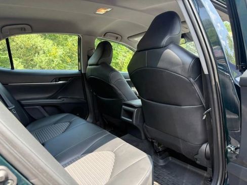 Used 2021 Toyota Camry SE image 24