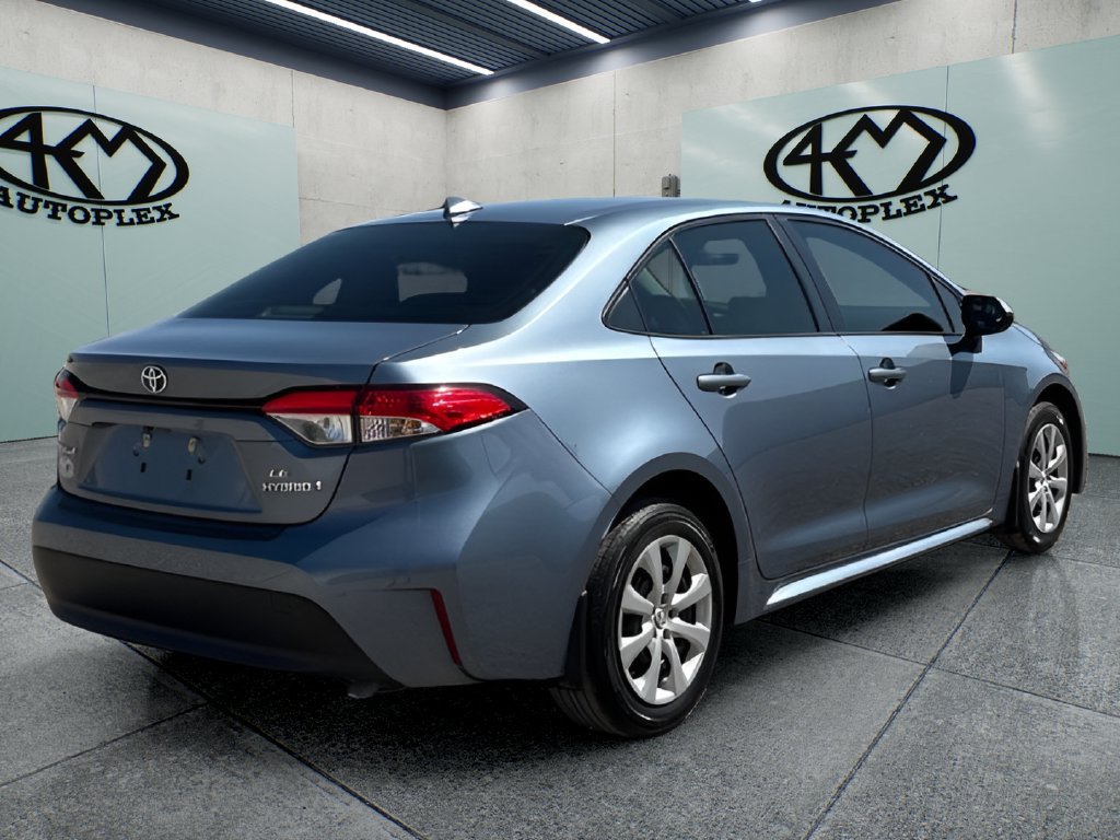 Used 2024 Toyota Corolla LE FWD image 3