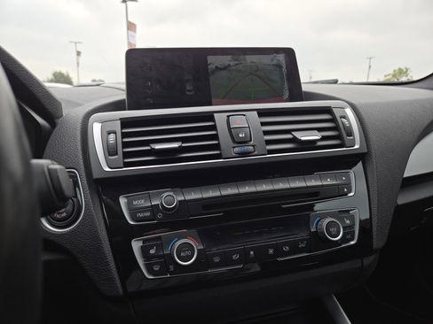 Used 2016 BMW M235i Coupe image 19