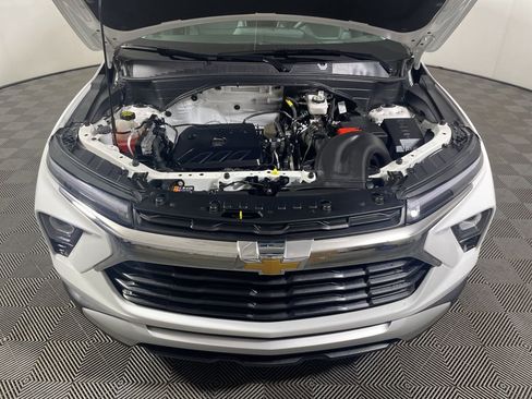 Used 2024 Chevrolet TrailBlazer LT image 24