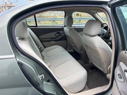 Used 2005 Chevrolet Malibu w/ Preferred Equipment Group image 43