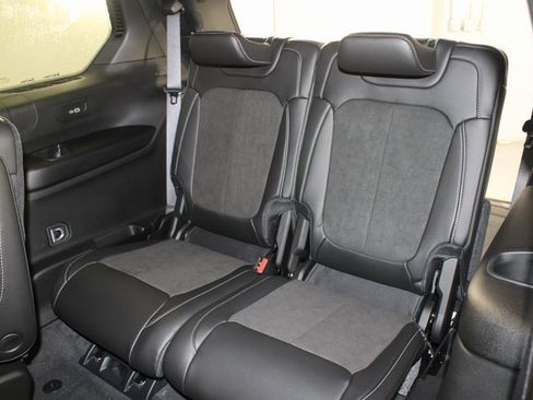 New 2025 Jeep Grand Cherokee L Altitude image 18