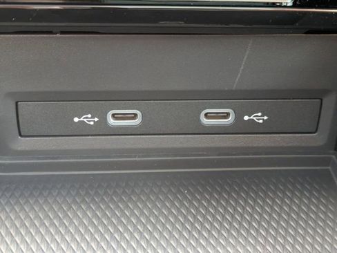 New 2026 Volkswagen Atlas Cross Sport SEL R-Line image 25